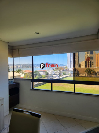 Imagem Apartamento com 3 Quartos à Venda, 140 m² em Estreito - Florianópolis