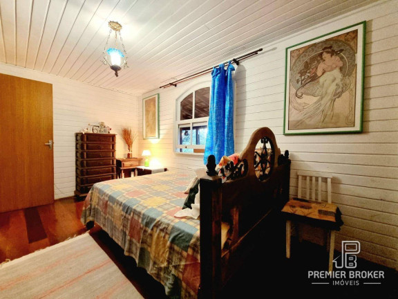 Imagem Casa com 4 Quartos à Venda, 300 m² em Albuquerque - Teresópolis Imagem Casa com 4 Quartos à Venda, 300 m² em Albuquerque - Teresópolis