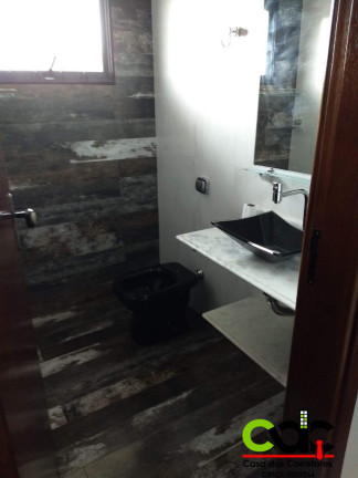 Imagem Casa com 5 Quartos à Venda, 240 m² em Jardim Monte Almo - Poços De Caldas Imagem Casa com 5 Quartos à Venda, 240 m² em Jardim Monte Almo - Poços De Caldas