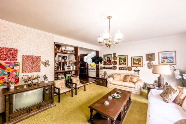 Imagem Casa com 3 Quartos à Venda, 285 m² em Bela Vista - Porto Alegre Imagem Casa com 3 Quartos à Venda, 285 m² em Bela Vista - Porto Alegre