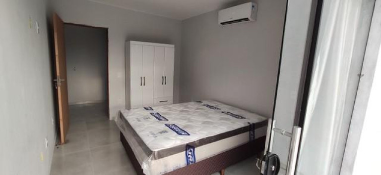 Imagem Casa com 3 Quartos para Alugar,  em Praia Da Pinheira - Palhoça