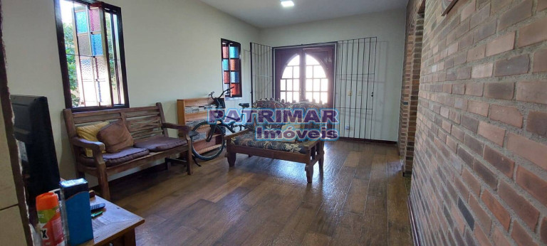 Imagem Casa com 2 Quartos à Venda, 300 m² em Itaipuaçu - Maricá Imagem Casa com 2 Quartos à Venda, 300 m² em Itaipuaçu - Maricá