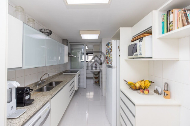 Imagem Apartamento com 3 Quartos à Venda, 161 m² em Vila Nova Conceição - São Paulo Imagem Apartamento com 3 Quartos à Venda, 161 m² em Vila Nova Conceição - São Paulo