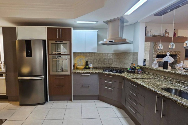 Imagem Casa com 3 Quartos à Venda, 260 m² em Chico De Paulo - Jaraguá Do Sul