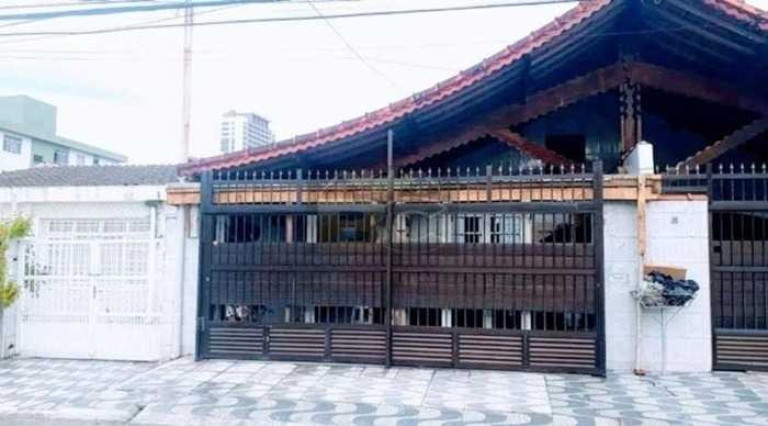 Imagem Casa com 2 Quartos à Venda, 157 m² em Boqueirão - Praia Grande