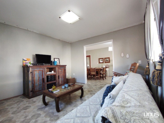 Imagem Casa com 3 Quartos à Venda, 340 m² em Jardim Atlântico - Florianópolis
