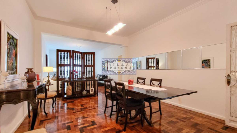 Imagem Apartamento com 3 Quartos à Venda, 200 m² em Copacabana - Rio De Janeiro Imagem Apartamento com 3 Quartos à Venda, 200 m² em Copacabana - Rio De Janeiro