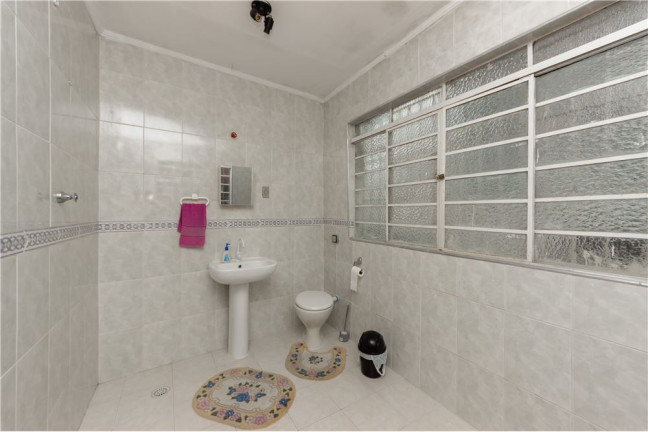 Imagem Casa com 4 Quartos à Venda, em Cambuci - São Paulo Imagem Casa com 4 Quartos à Venda, em Cambuci - São Paulo