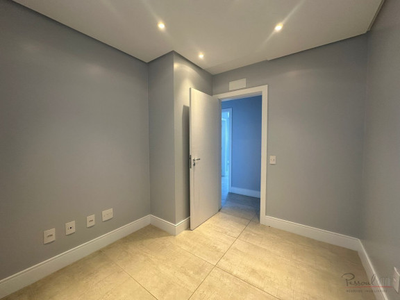 Imagem Apartamento com 3 Quartos à Venda, 189 m² em João Paulo - Florianópolis Imagem Apartamento com 3 Quartos à Venda, 189 m² em João Paulo - Florianópolis
