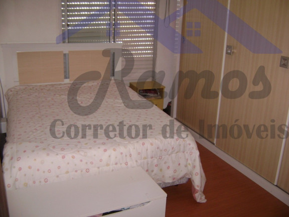 Imagem Imóvel com 2 Quartos à Venda, 52 m² em Cristal - Porto Alegre Imagem Imóvel com 2 Quartos à Venda, 52 m² em Cristal - Porto Alegre