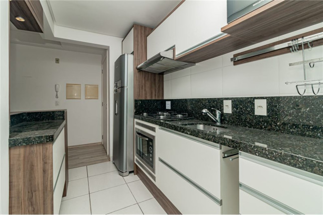 Imagem Imóvel com 2 Quartos à Venda, em Passo Da Areia - Porto Alegre Imagem Imóvel com 2 Quartos à Venda, em Passo Da Areia - Porto Alegre