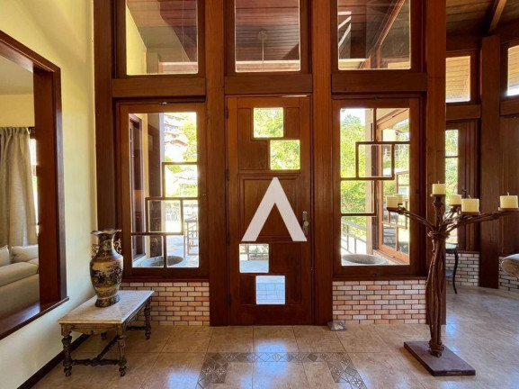Imagem Casa com 4 Quartos à Venda ou Locação, 700 m² em Albuquerque - Teresópolis Imagem Casa com 4 Quartos à Venda ou Locação, 700 m² em Albuquerque - Teresópolis