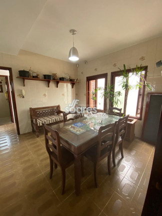 Imagem Sobrado com 3 Quartos à Venda, 330 m² em Colina Do Sol - Pelotas Imagem Sobrado com 3 Quartos à Venda, 330 m² em Colina Do Sol - Pelotas