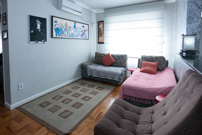 Imagem Apartamento com 2 Quartos à Venda, 59 m² em São Sebastião - Porto Alegre Imagem Apartamento com 2 Quartos à Venda, 59 m² em São Sebastião - Porto Alegre
