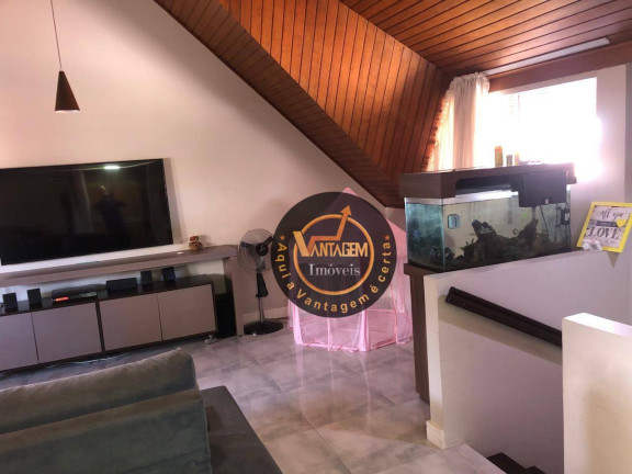 Imagem Sobrado com 3 Quartos à Venda, 131 m² em Hauer - Curitiba Imagem Sobrado com 3 Quartos à Venda, 131 m² em Hauer - Curitiba