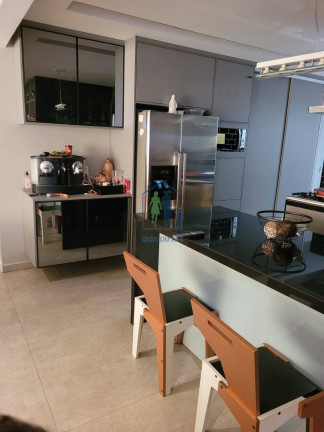 Imagem Apartamento com 3 Quartos à Venda, 134 m² em Vila Anastácio - São Paulo