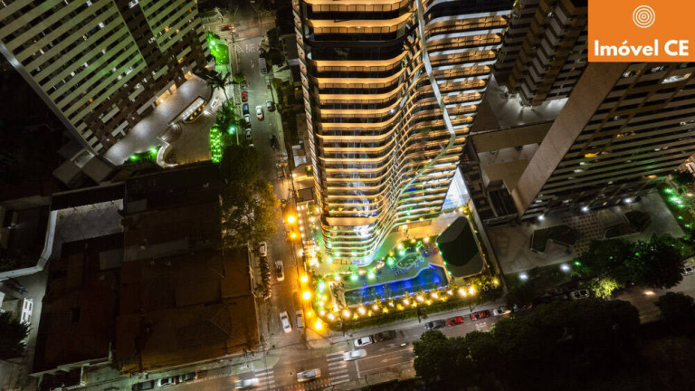 Imagem Apartamento com 4 Quartos à Venda, 311 m² em Meireles - Fortaleza Imagem Apartamento com 4 Quartos à Venda, 311 m² em Meireles - Fortaleza