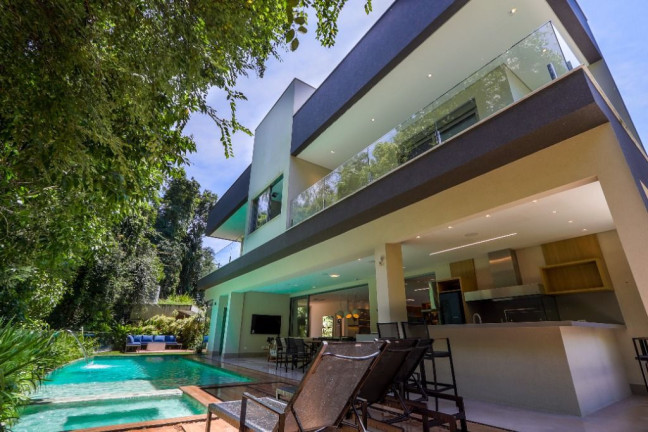 Sobrado com 6 Quartos à Venda, 580 m² em Riviera De São Lourenço - Bertioga