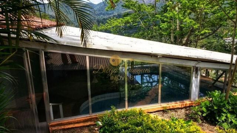 Imagem Apartamento com 20 Quartos à Venda, 4.200 m² em Tijuca - Teresópolis Imagem Apartamento com 20 Quartos à Venda, 4.200 m² em Tijuca - Teresópolis