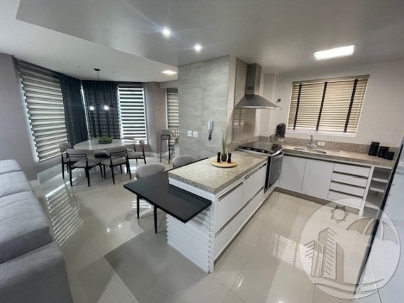 Imagem Apartamento com 3 Quartos à Venda, 136 m² em Centro - Balneário Camboriú Imagem Apartamento com 3 Quartos à Venda, 136 m² em Centro - Balneário Camboriú