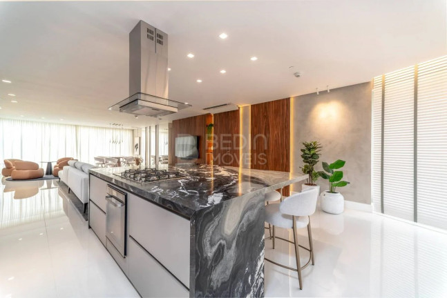 Imagem Apartamento com 4 Quartos à Venda, 256 m² em Centro - Balneário Camboriú Imagem Apartamento com 4 Quartos à Venda, 256 m² em Centro - Balneário Camboriú