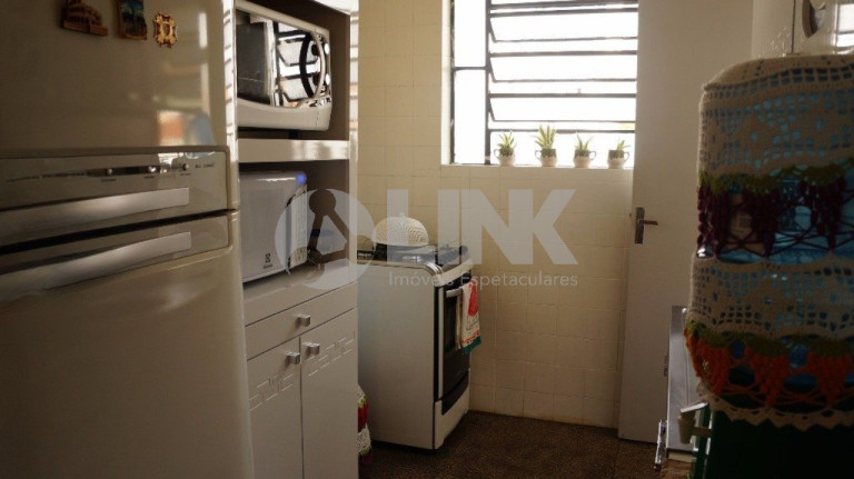 Apartamento com 2 Quartos à Venda, 58 m² em Vila Ipiranga - Porto Alegre