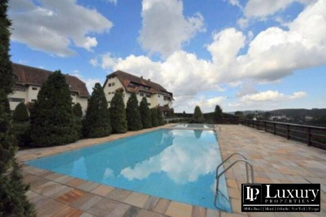 Imagem Casa com 6 Quartos à Venda, 400 m² em Capivari - Campos Do Jordão Imagem Casa com 6 Quartos à Venda, 400 m² em Capivari - Campos Do Jordão