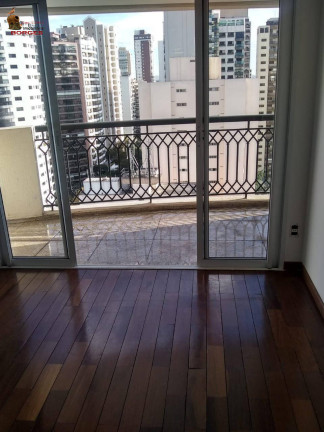 Apartamento com 4 Quartos à Venda, 105 m² em Moema - São Paulo