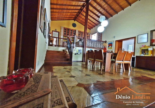 Imagem Casa com 6 Quartos à Venda, 343 m² em Jardim Panorama - Montes Claros