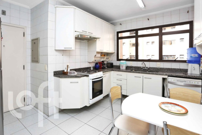 Imagem Apartamento com 3 Quartos à Venda, 156 m² em Moema - São Paulo Imagem Apartamento com 3 Quartos à Venda, 156 m² em Moema - São Paulo