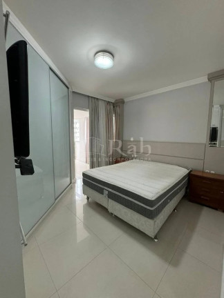 Imagem Apartamento com 3 Quartos à Venda, 219 m² em Centro - Balneário Camboriú Imagem Apartamento com 3 Quartos à Venda, 219 m² em Centro - Balneário Camboriú