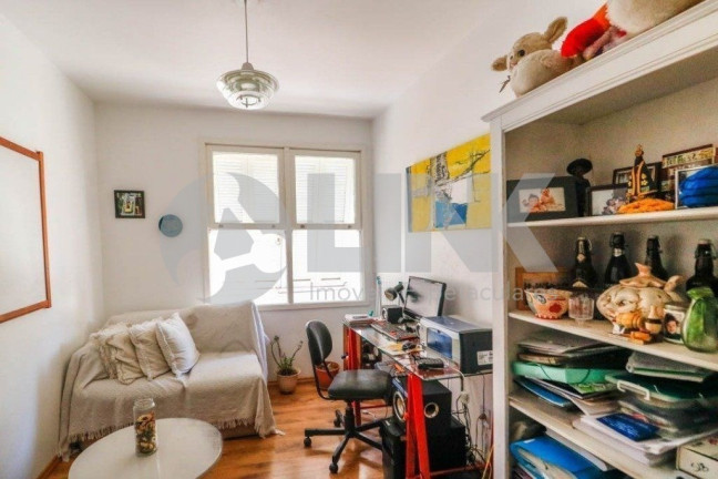 Imagem Apartamento com 3 Quartos à Venda, 63 m² em Petrópolis - Porto Alegre Imagem Apartamento com 3 Quartos à Venda, 63 m² em Petrópolis - Porto Alegre