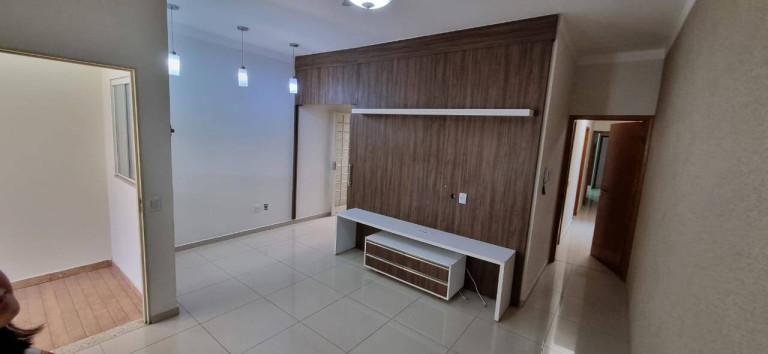 Imagem Casa com 2 Quartos à Venda, 144 m² em Bauru Imagem Casa com 2 Quartos à Venda, 144 m² em Bauru
