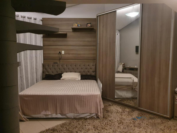Imagem Casa com 3 Quartos à Venda, 220 m² em Vila Assunção - Santo André