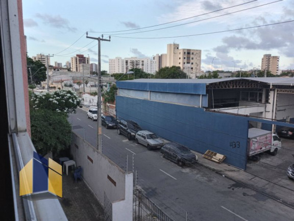 Imagem Apartamento com 2 Quartos à Venda, 130 m²