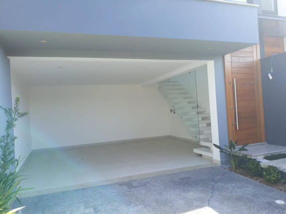 Imagem Casa com 3 Quartos à Venda, 169 m² em Floresta - Joinville Imagem Casa com 3 Quartos à Venda, 169 m² em Floresta - Joinville