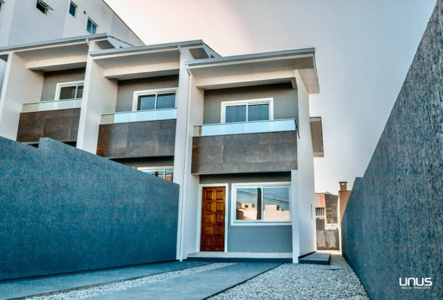 Imagem Sobrado com 2 Quartos à Venda, 101 m² em Areias - São José