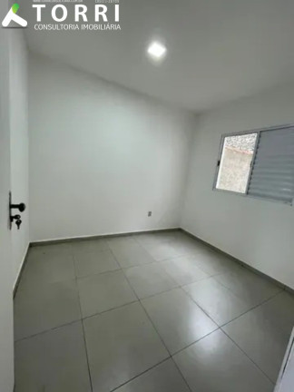 Imagem Imóvel com 2 Quartos à Venda, 52 m² em Lopes De Oliveira - Sorocaba Imagem Imóvel com 2 Quartos à Venda, 52 m² em Lopes De Oliveira - Sorocaba