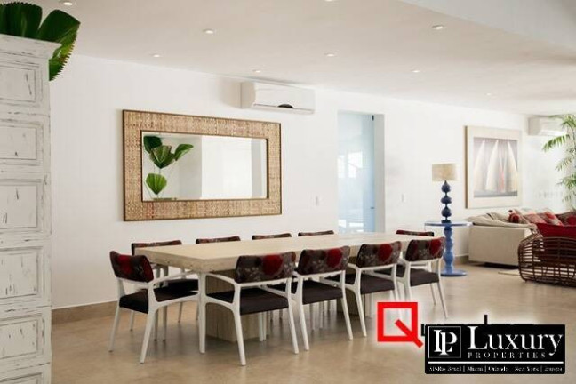 Imagem Casa com 9 Quartos à Venda, 1.535 m² em Tabatinga - Caraguatatuba Imagem Casa com 9 Quartos à Venda, 1.535 m² em Tabatinga - Caraguatatuba