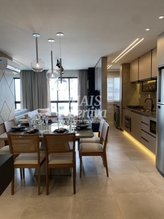 Imagem Apartamento com 2 Quartos à Venda, 76 m² em Centro - Navegantes