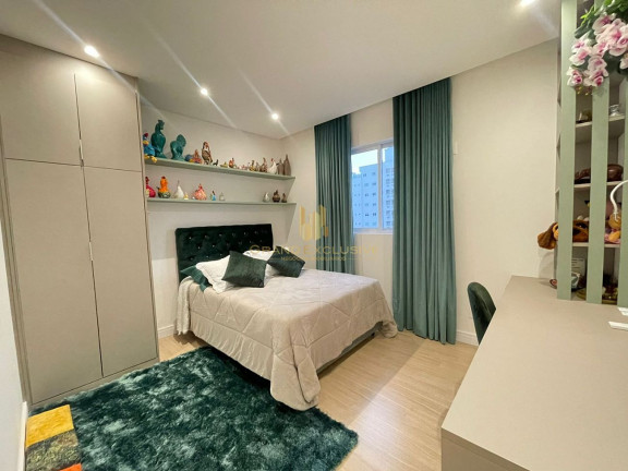 Imagem Apartamento com 3 Quartos à Venda, 115 m² em Pioneiros - Balneário Camboriú Imagem Apartamento com 3 Quartos à Venda, 115 m² em Pioneiros - Balneário Camboriú