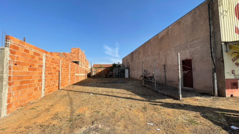 Imagem Terreno à Venda, 250 m² em Prolongamento Residencial Ana Dorothéa - Franca Imagem Terreno à Venda, 250 m² em Prolongamento Residencial Ana Dorothéa - Franca