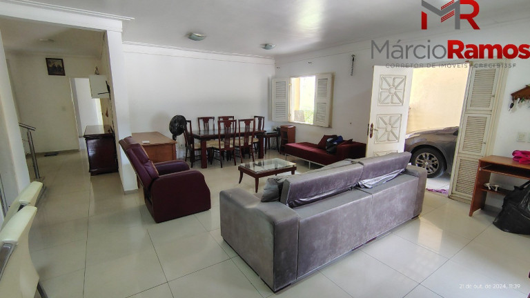 Imagem Casa com 5 Quartos à Venda, 254 m² em Sapiranga - Fortaleza Imagem Casa com 5 Quartos à Venda, 254 m² em Sapiranga - Fortaleza
