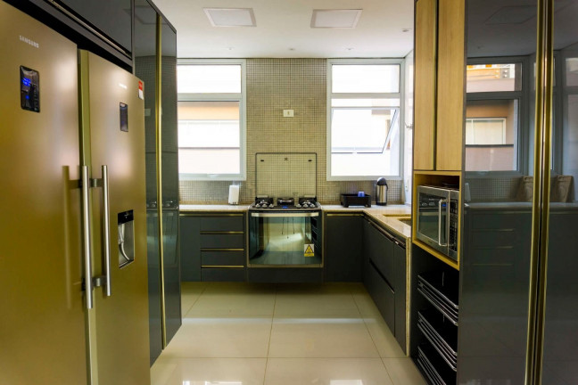 Imagem Casa com 6 Quartos à Venda, em Riviera - Bertioga Imagem Casa com 6 Quartos à Venda, em Riviera - Bertioga