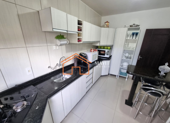 Imagem Casa com 4 Quartos à Venda, 240 m² em Costa E Silva - Joinville Imagem Casa com 4 Quartos à Venda, 240 m² em Costa E Silva - Joinville