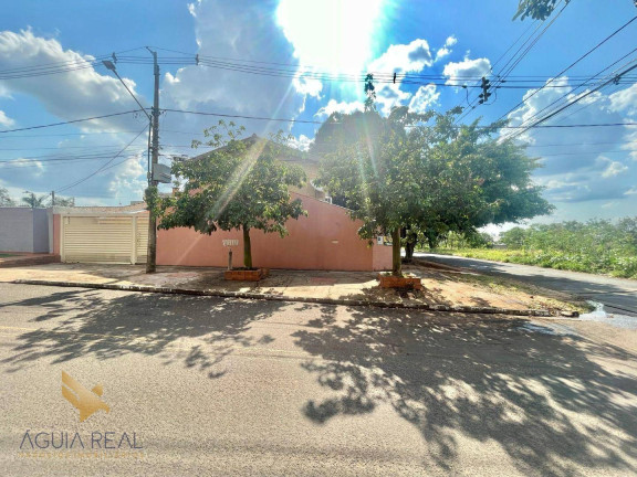 Imagem Sobrado com 4 Quartos à Venda, 204 m² em Chácara Cachoeira - Campo Grande Imagem Sobrado com 4 Quartos à Venda, 204 m² em Chácara Cachoeira - Campo Grande
