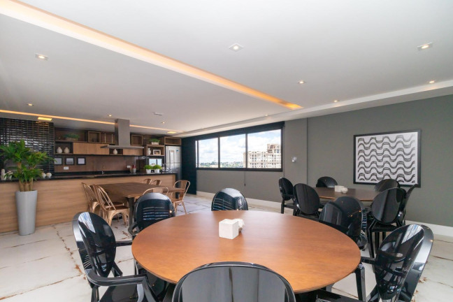 Imagem Kitnet com 1 Quarto à Venda, 31 m² em Centro - Curitiba Imagem Kitnet com 1 Quarto à Venda, 31 m² em Centro - Curitiba
