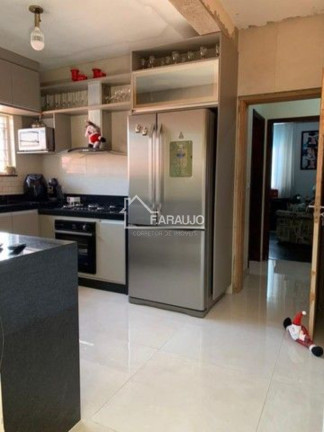 Imagem Sobrado com 3 Quartos à Venda, 267 m² em Jardim Simus - Sorocaba Imagem Sobrado com 3 Quartos à Venda, 267 m² em Jardim Simus - Sorocaba