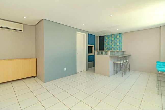 Imagem Imóvel com 2 Quartos à Venda, 139 m² em Santana - Porto Alegre Imagem Imóvel com 2 Quartos à Venda, 139 m² em Santana - Porto Alegre