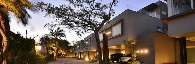 Casa de Condomínio com 3 Quartos à Venda, 685 m² em Tristeza - Porto Alegre